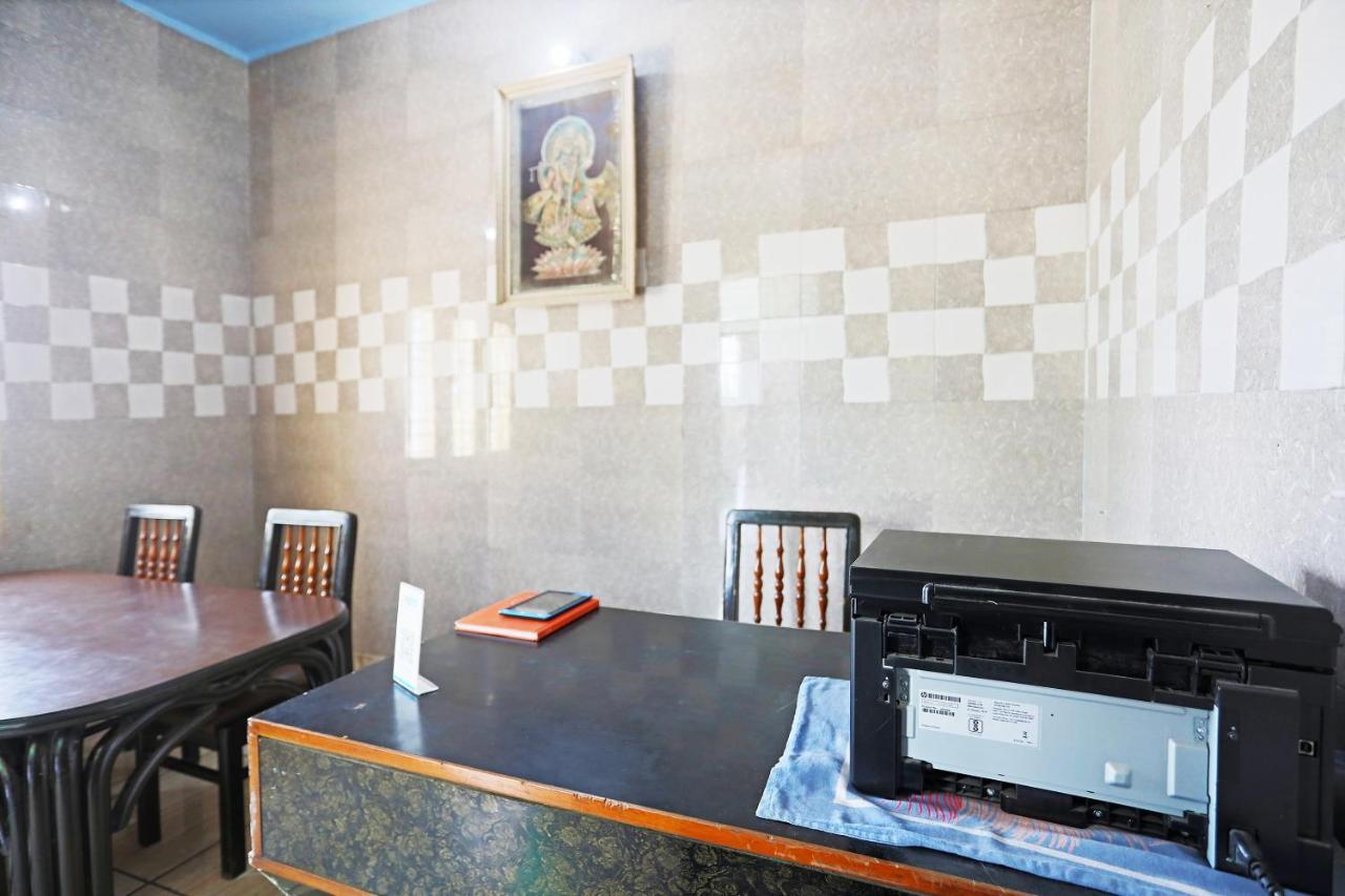 מלון Vrindāvan Oyo 44361 Shri Lajjaram Ashram מראה חיצוני תמונה